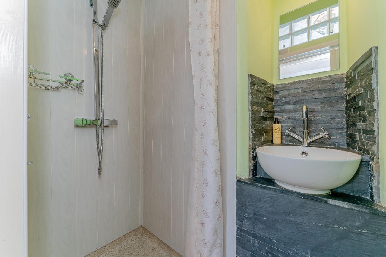 Quarry Cottage Llanasa Экстерьер фото